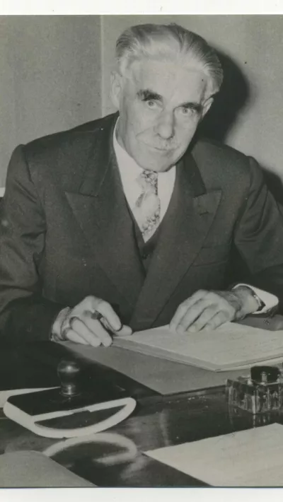 Lucien Hussel, maire de Vienne et député de l'Isère refusant de voter les pleins pouvoirs à Philippe Pétain. Coll. Musée de la Résistance et de la Déportation - Département de l'Isère - 2010.58.10.